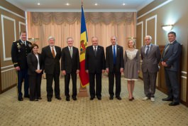 Moldovan president meets U.S. Secretary of the Navy