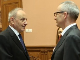 Николае Тимофти провел встречу с послом Швейцарии Кристианом Шёненбергером