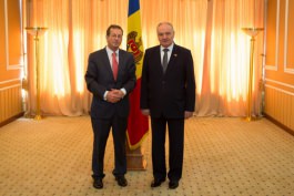 Președintele Timofti l-a primit pe ambasadorul Regatului Țărilor de Jos în Republica Moldova
